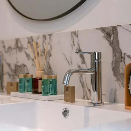 Huswell - Modern On Location In Apartment Antwerpen